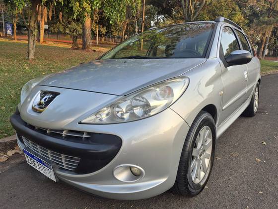 PEUGEOT 207 1.6 XS SW 16V FLEX 4P AUTOMÁTICO PEUGEOT 207 1.6 XS SW 16V FLEX 4P AUTOMÁTICO